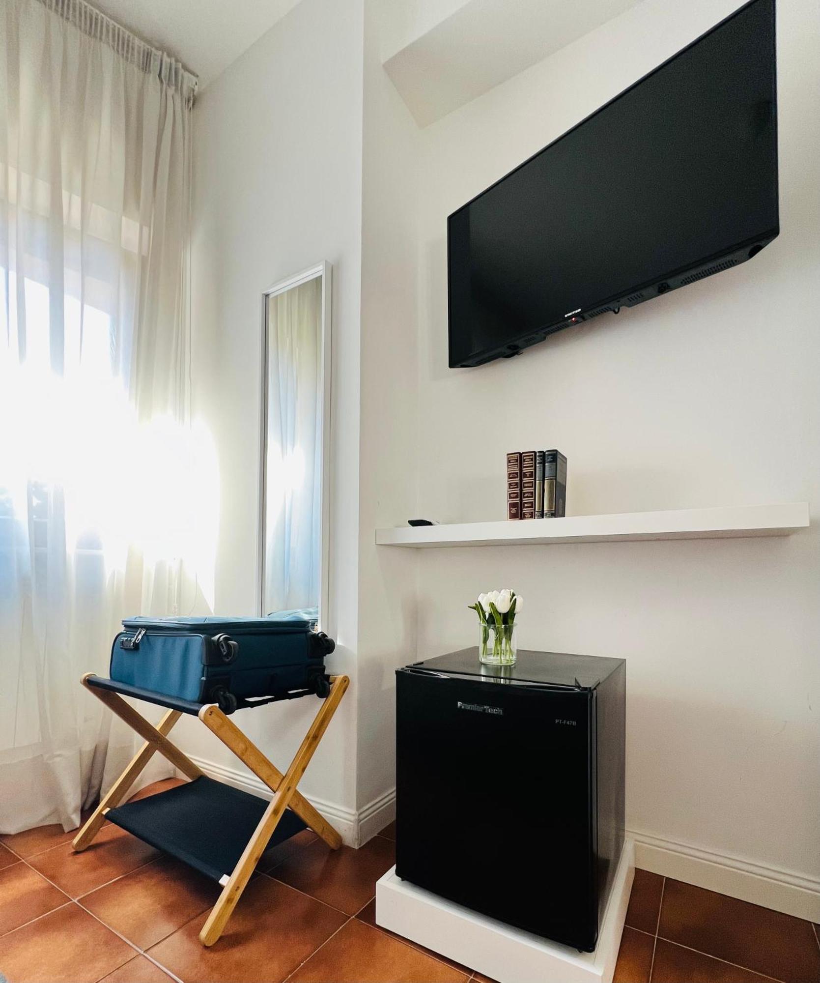 Aniene Home Roma Bagian luar foto